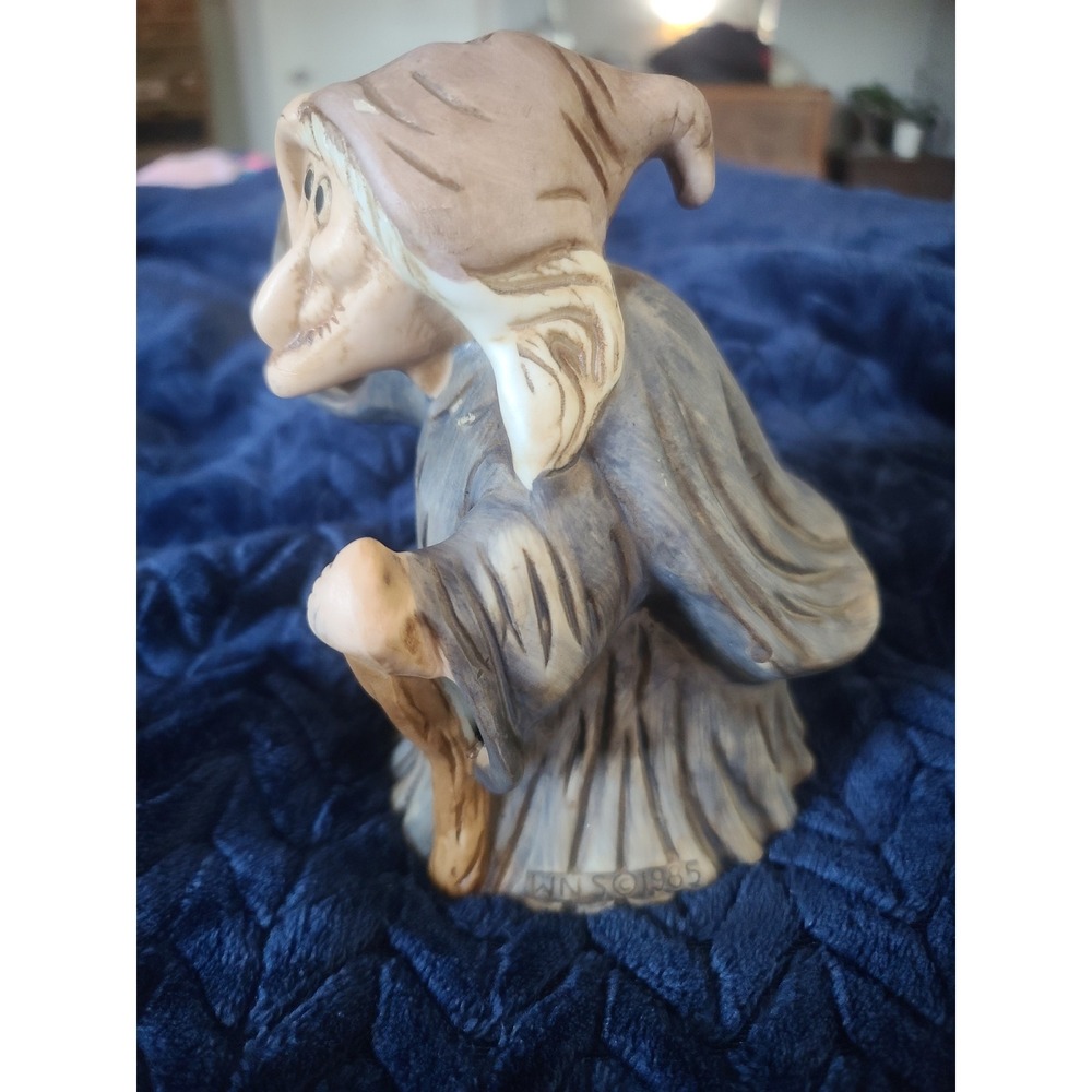 Vintage 1985 WNS Ceramic Wizard Figurine Statue Blue Robe Fantasy Decor - Picture 4 of 6
